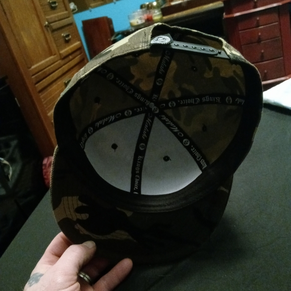 Camouflage snapback hat - Picture 3 of 3